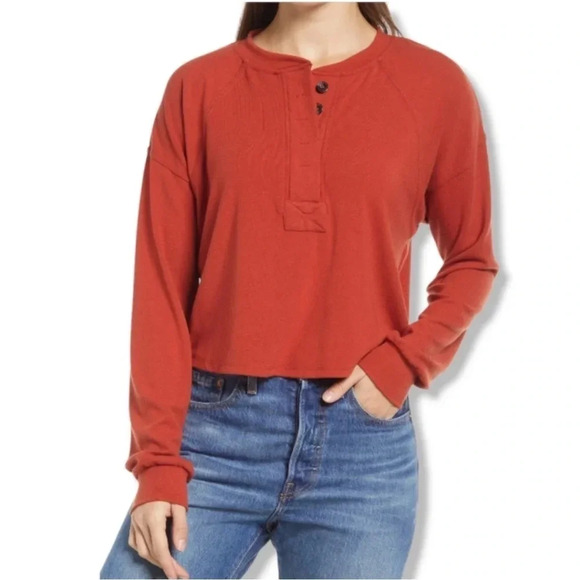 Treasure & Bond Long Sleeve Cropped Henley Top New Size 3X - Picture 4 of 13
